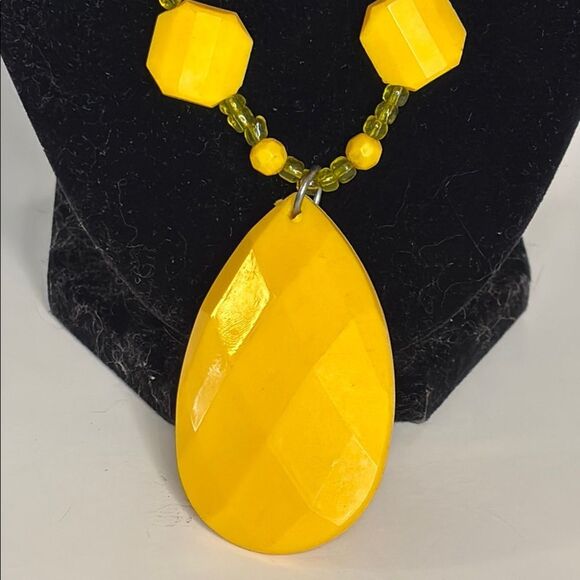 Vibrant Yellow Acrylic Necklace with Teardrop Bead Pendant 20” with 2” ext - Picture 2 of 4